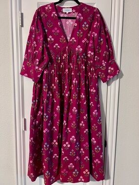 Livro Floral V-Neck Midi Dress - Raspberry Pink